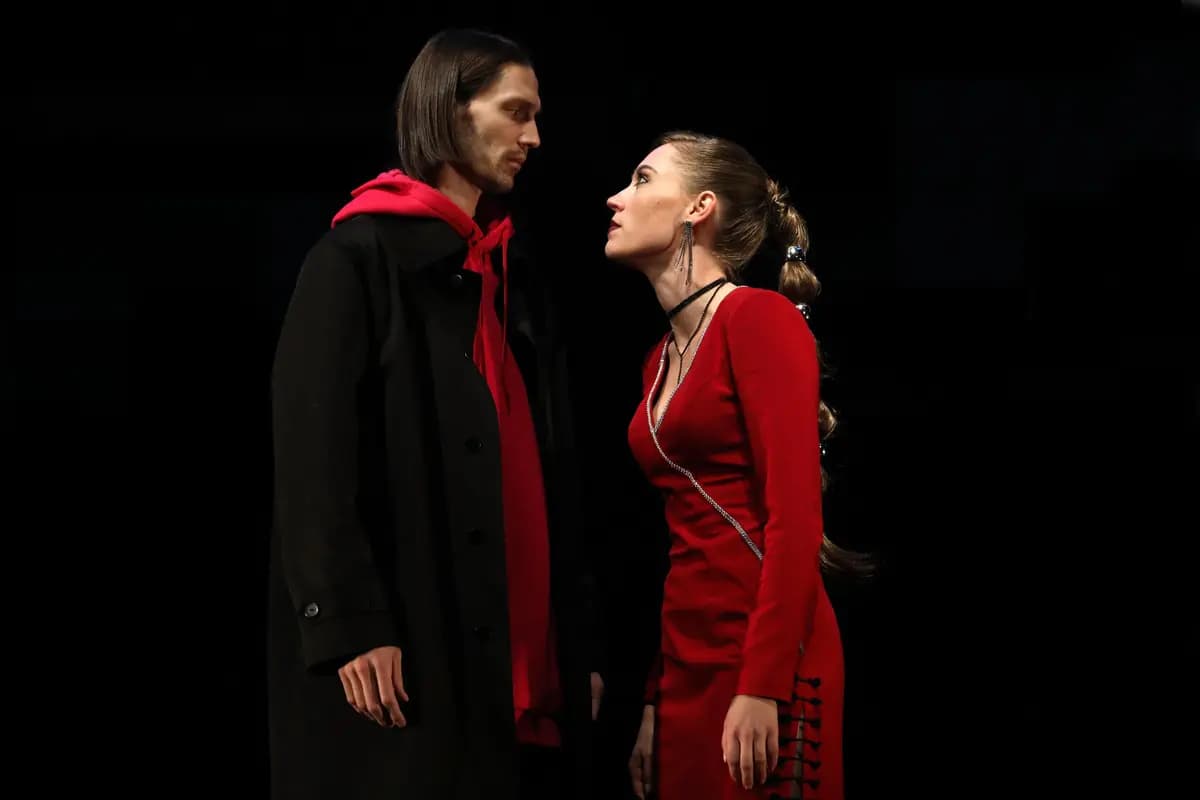 Гроза (Драматический театр)