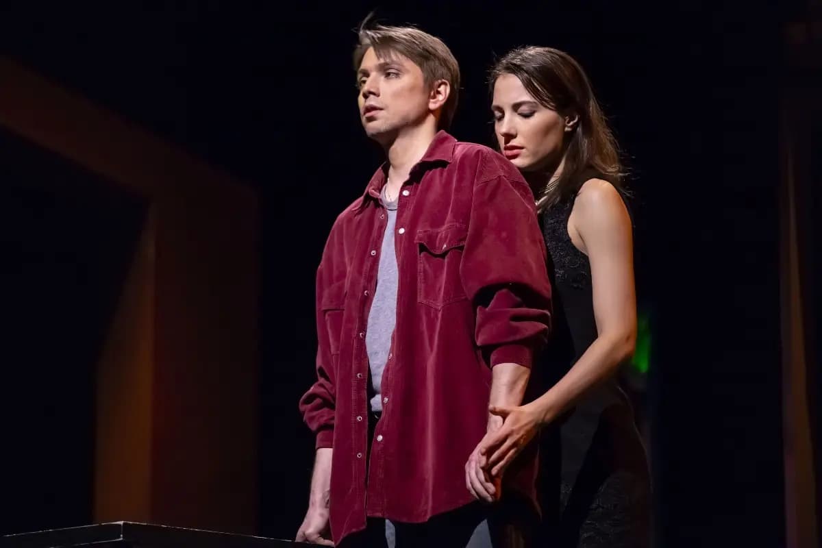 Эти свободные бабочки (Театральный центр «Вишнёвый сад»)