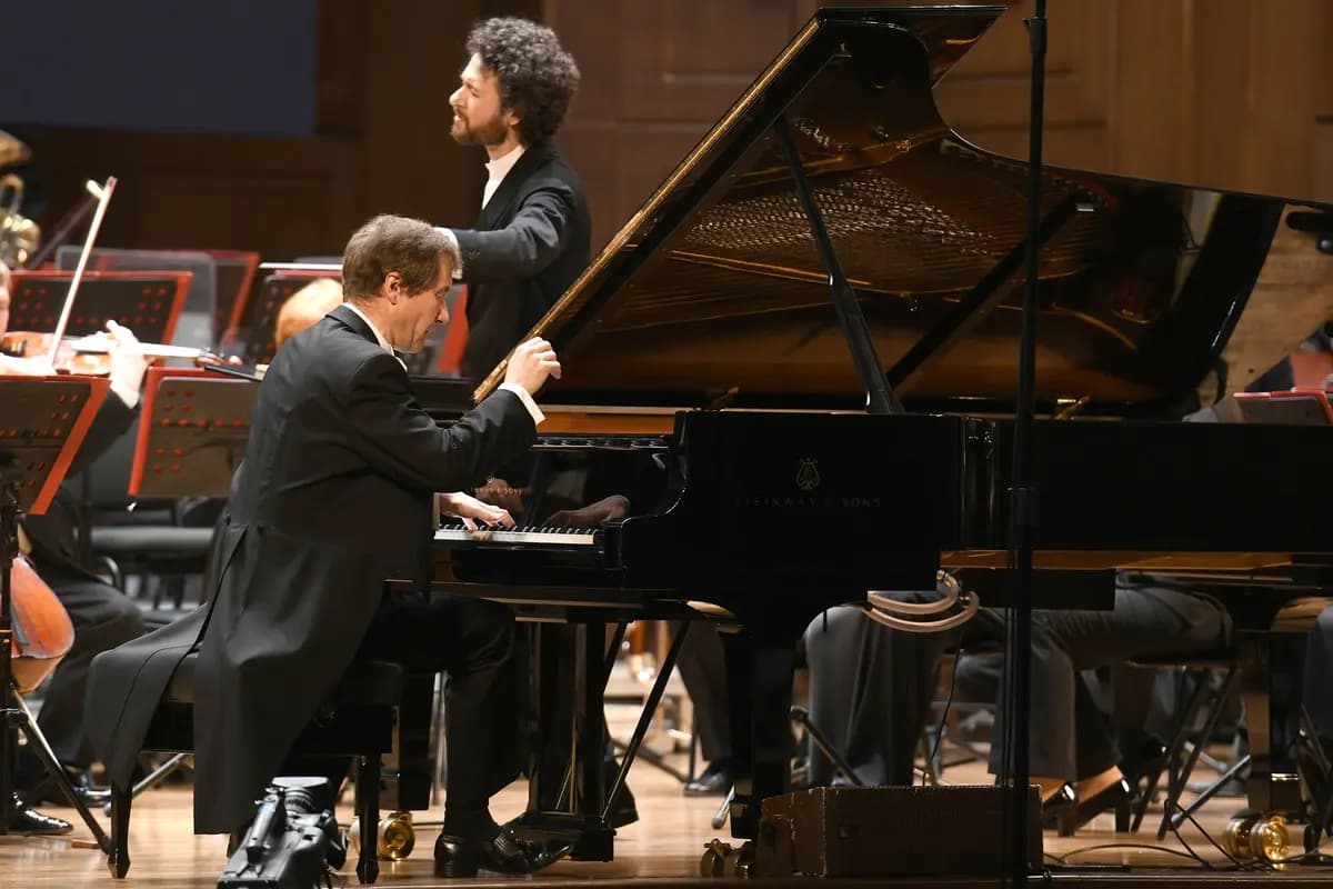 Вечера с симфоническим оркестром. Новосибирский симфонический оркестр (Филармония. Концертный зал им. Каца)