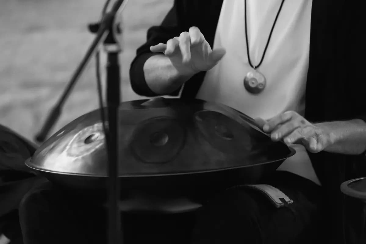 Ханг и рояль при свечах (Аристократ)