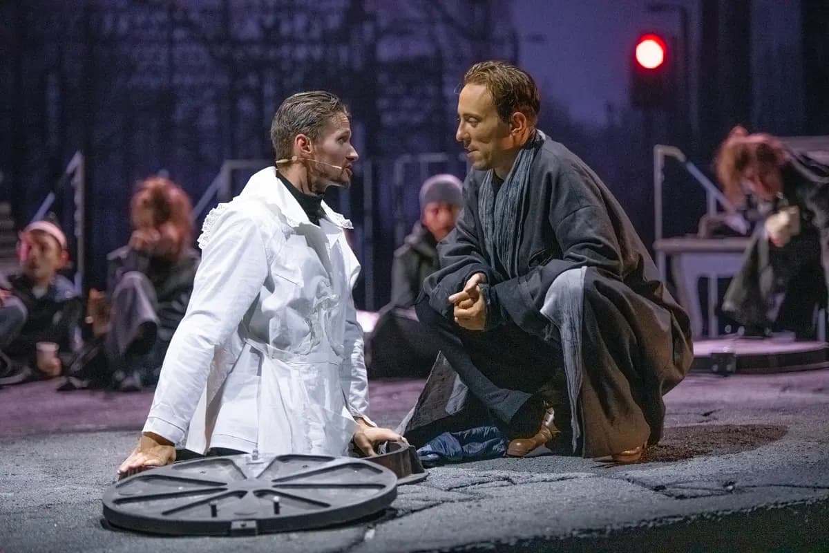 Магнит (Свердловский театр драмы)