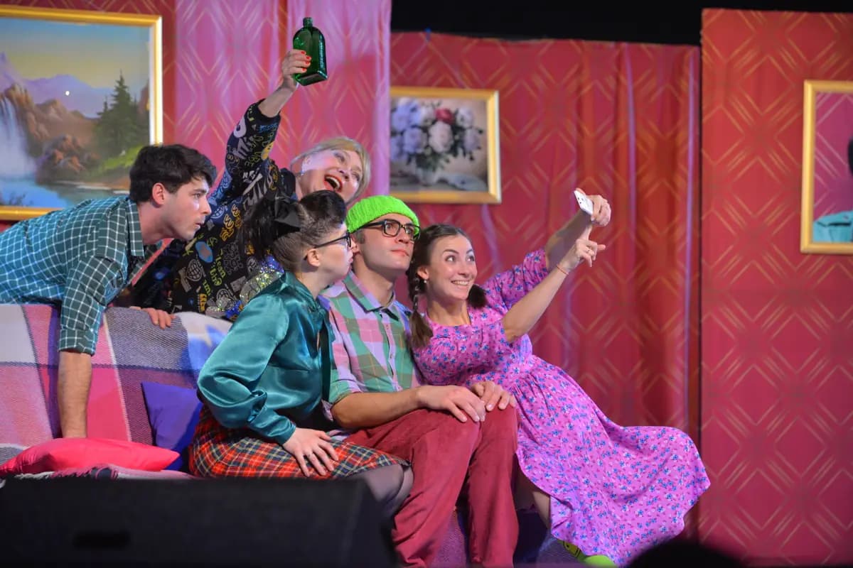 Муж напрокат (Областной центр культуры «Сибиряк»)