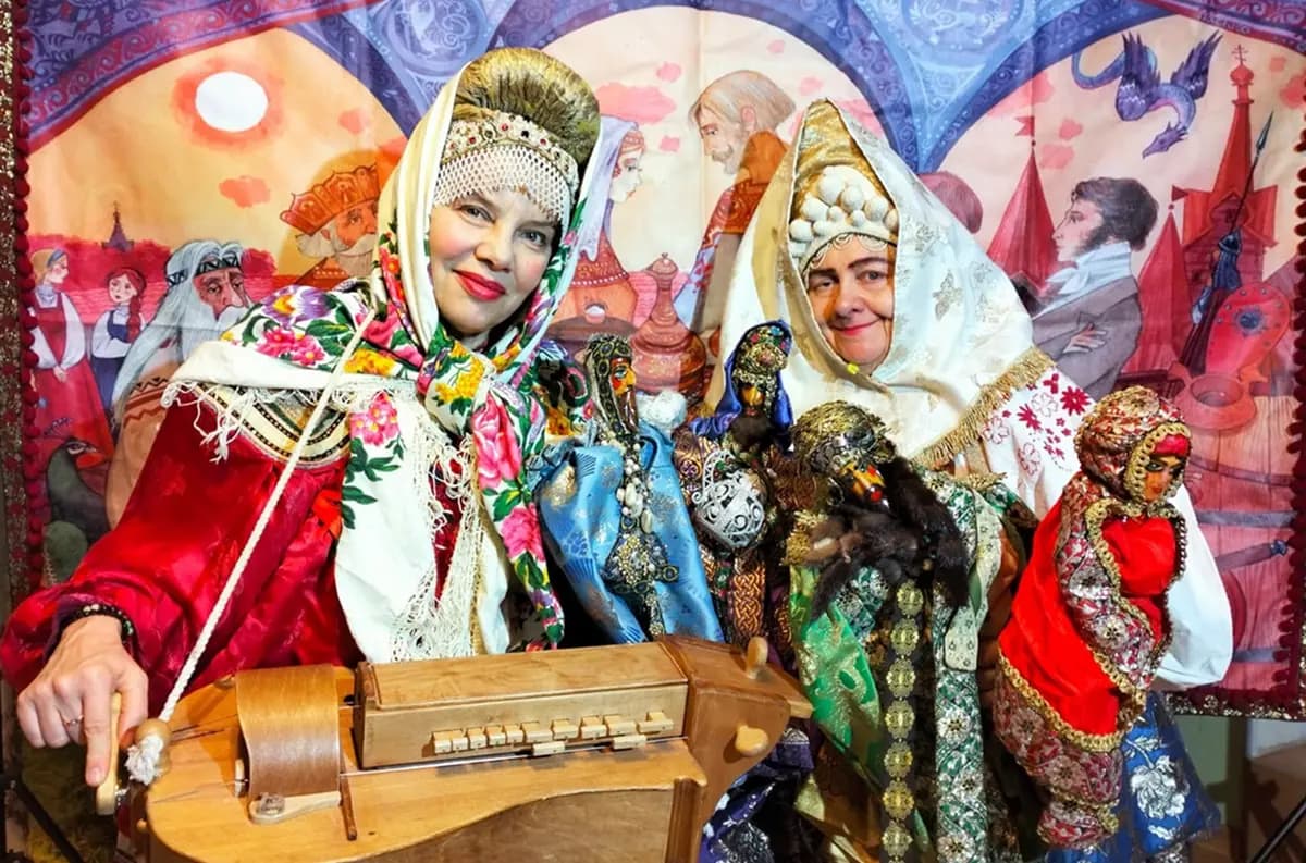 Весёлый Петрушка (Москонцерт Арт-Салон)