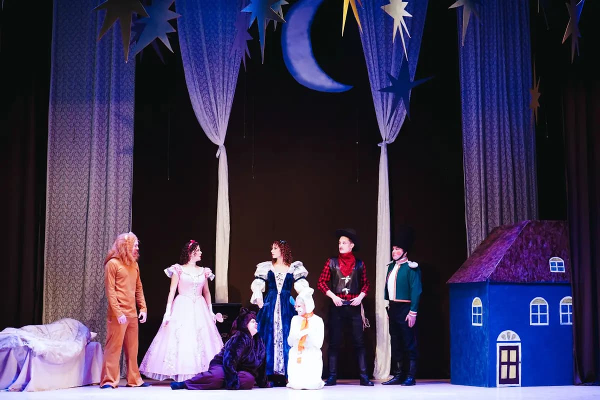 Плюшевый кролик (ДК железнодорожников)