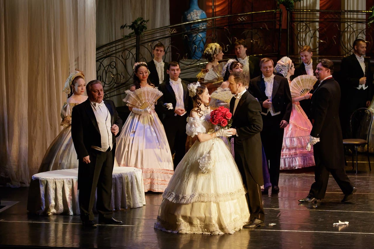 Травиата (Урал Опера Балет)