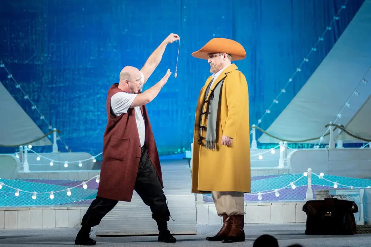 Плутни Скапена (Театр драмы)