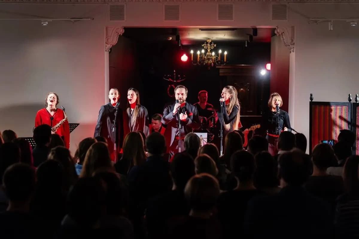 Квартирник в Маяке (Театр им. Вл. Маяковского. Основная и Малая сцены)