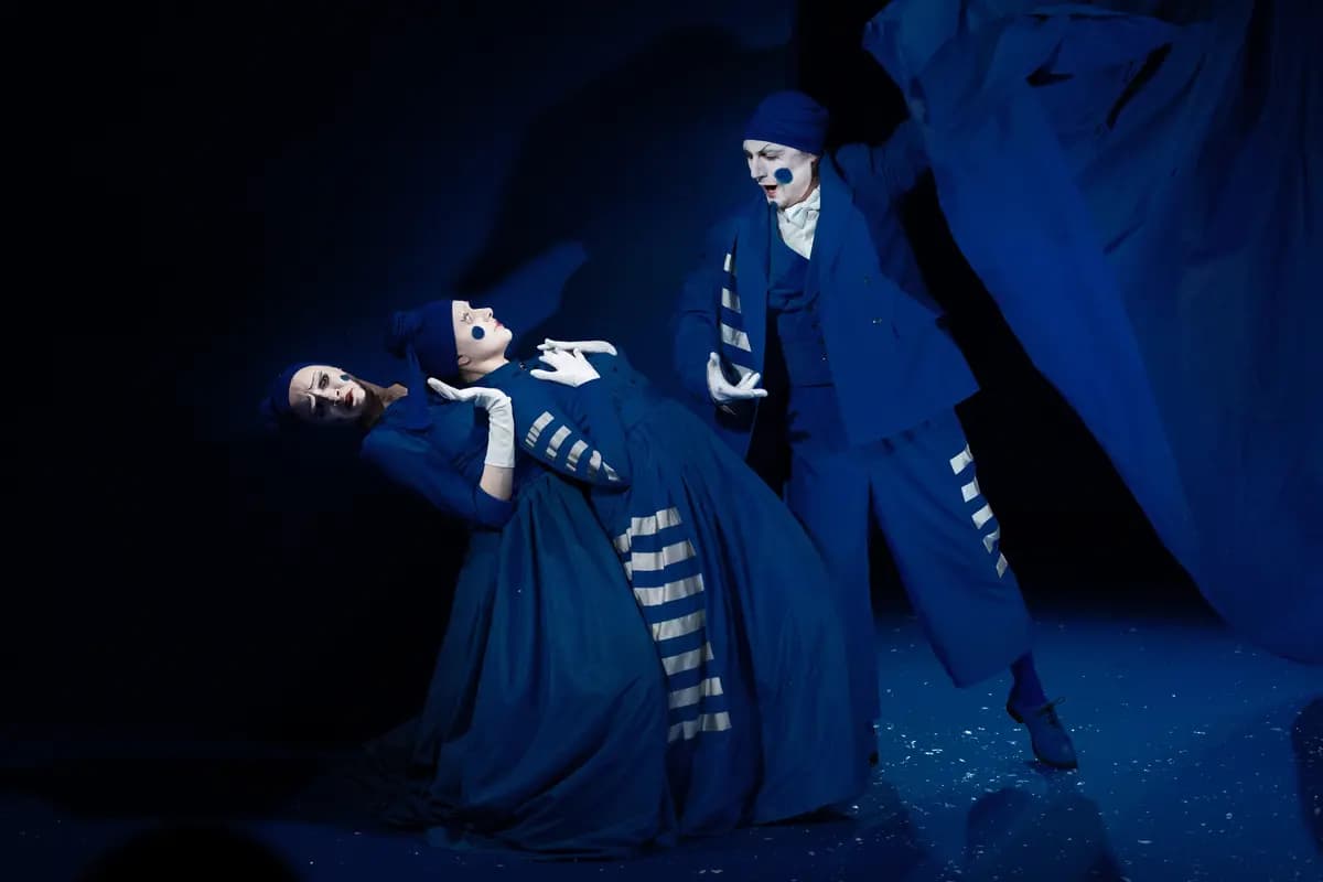 С художника спросится (Театр Вахтангова. Симоновская сцена)