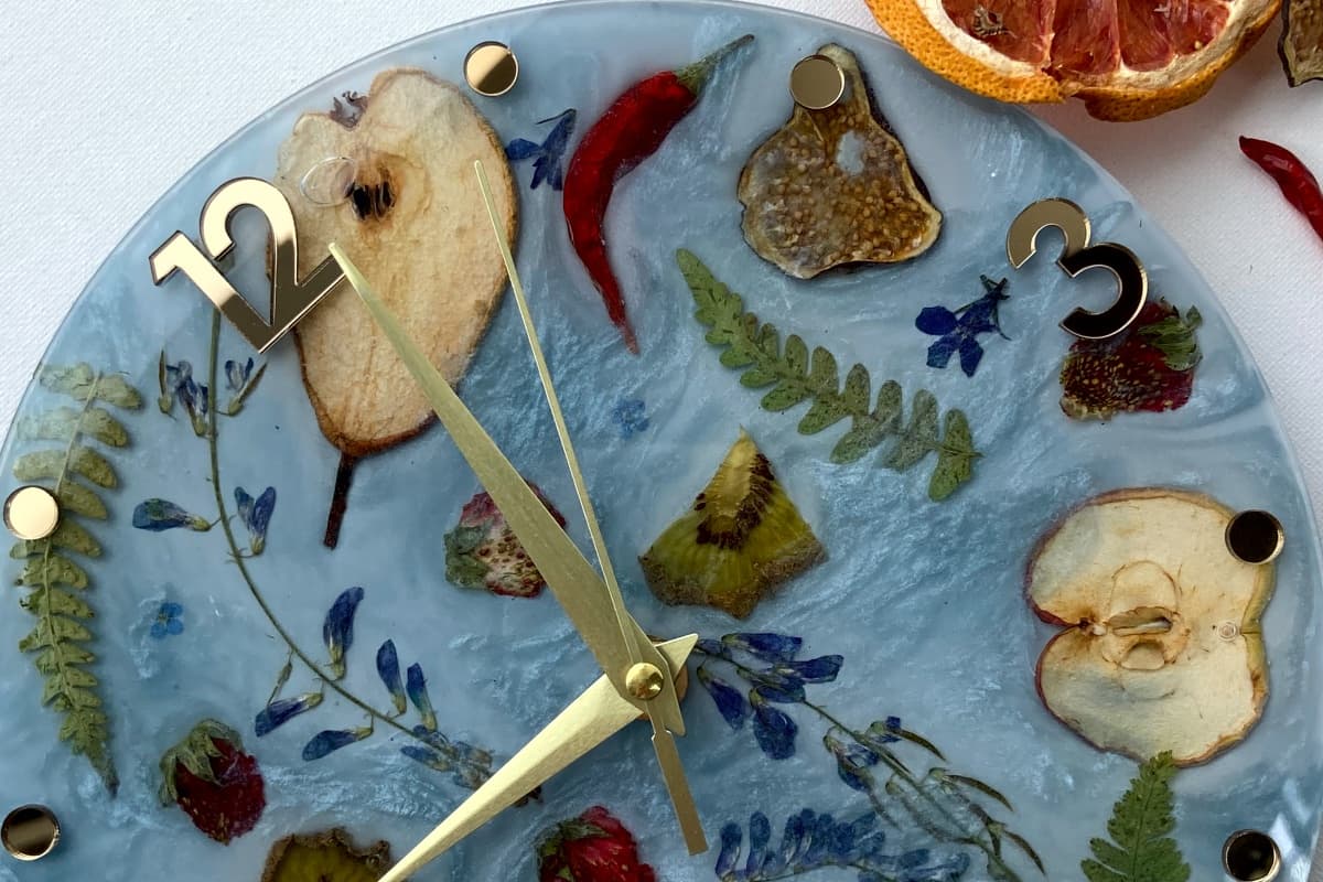 Часы. Летний микс (Культурный центр «Урал»)