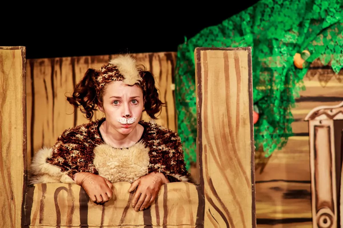 Не хочу быть собакой (ТЮЗ)