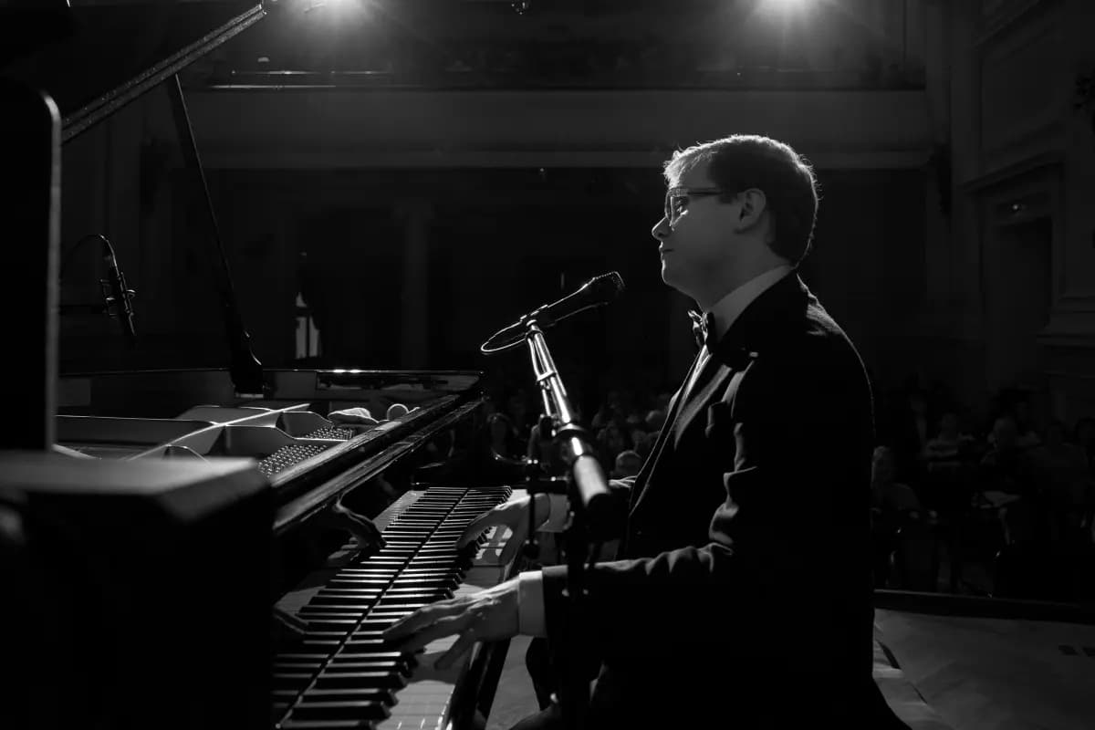 Фортепианный вечер с Олегом Аккуратовым (Консерватория им. Чайковского)