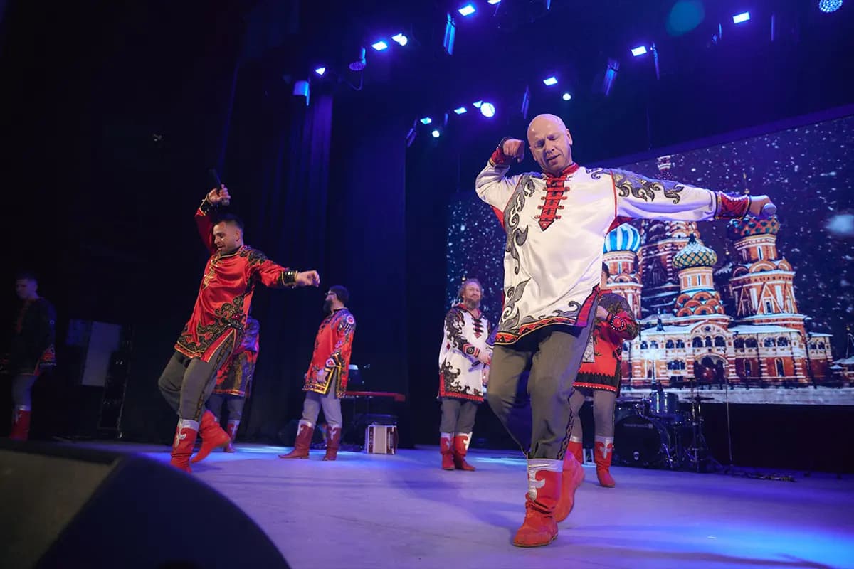 Бабкины внуки (Колизей)