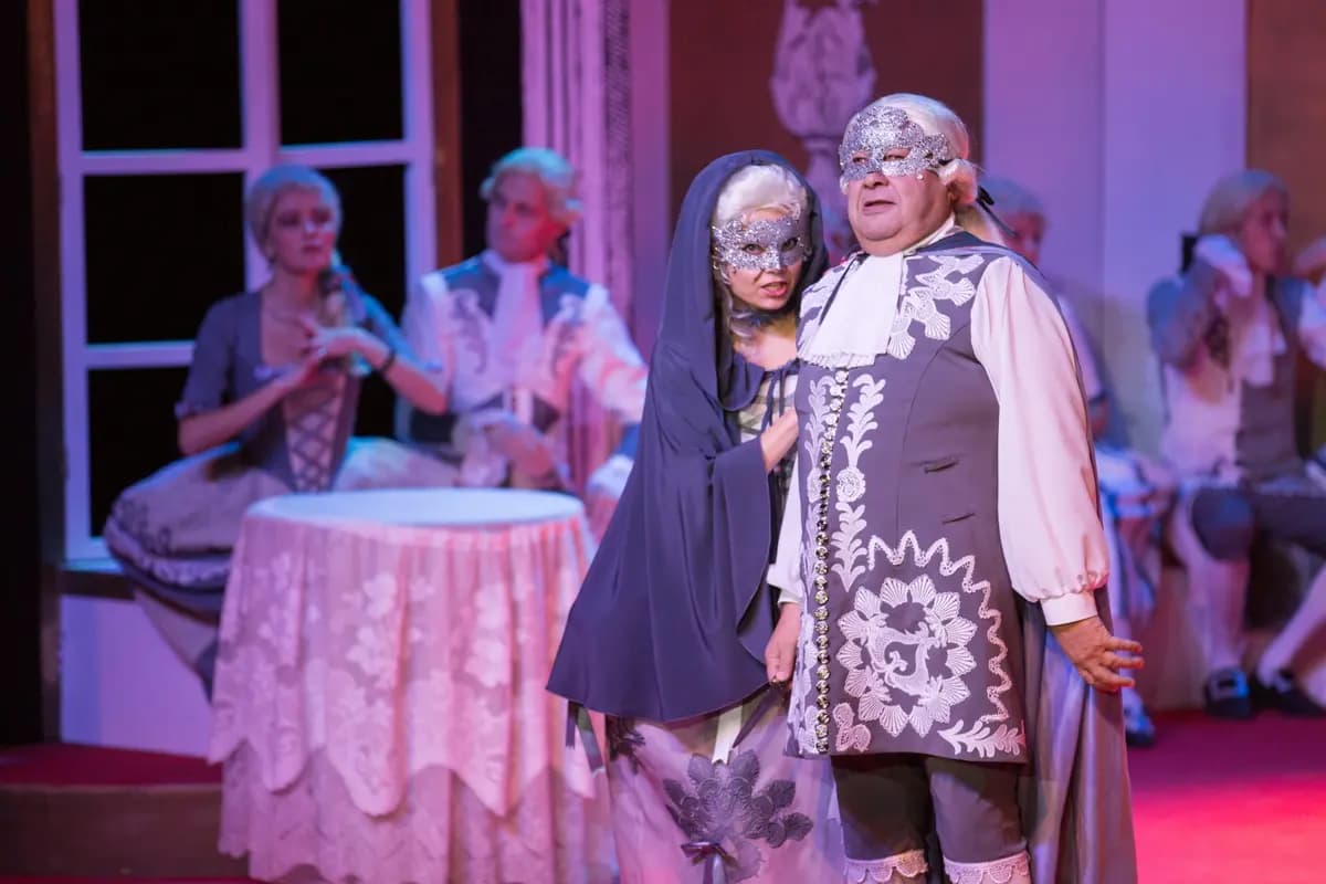 Муж за дверью. Званый вечер с итальянцами (Театр оперы и балета)