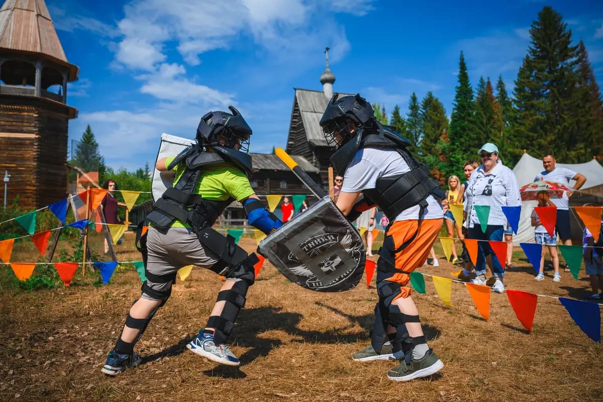 Стрельба из лука и современный мечевой бой (Губерния)