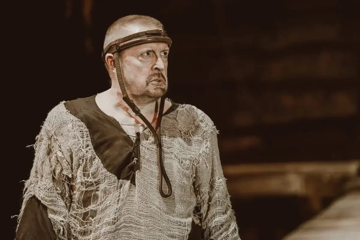 История лошади (У Никитских ворот)