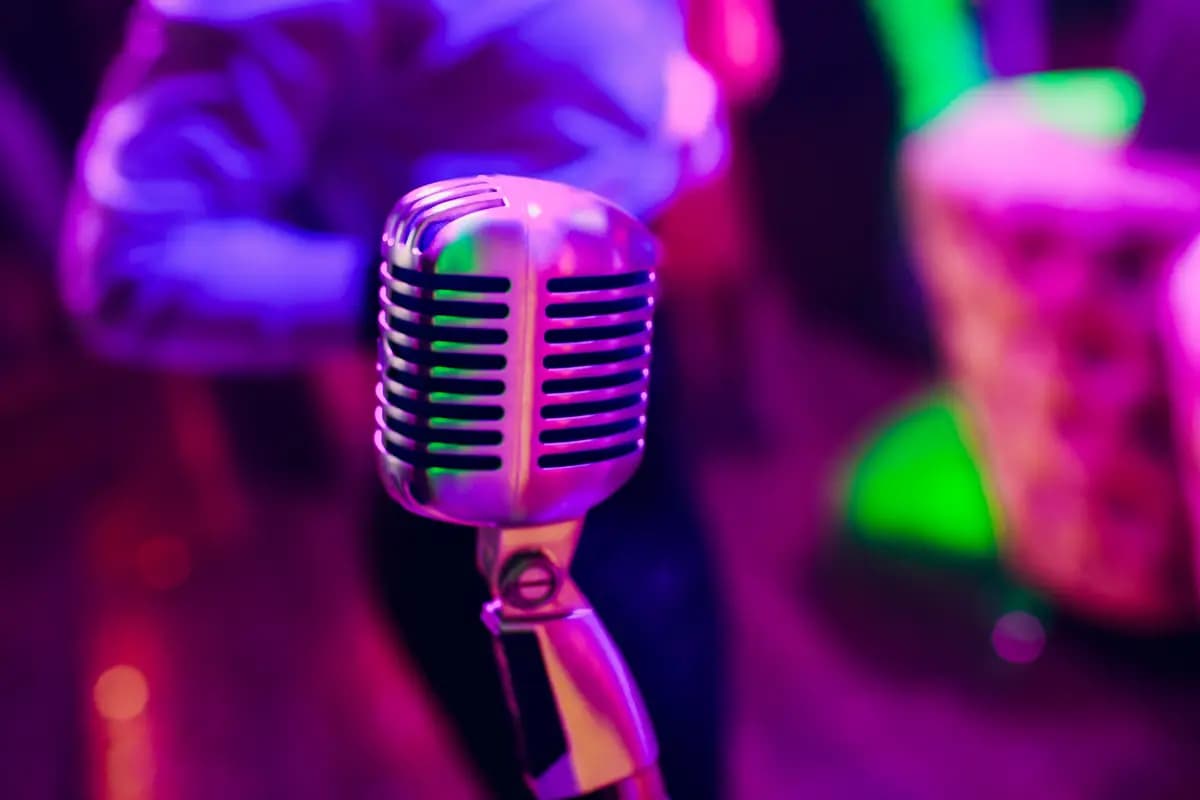 Может замутим (Central StandUp Club)