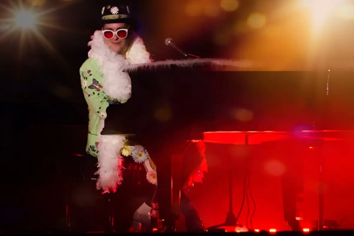 Elton шоу (Дом музыки)