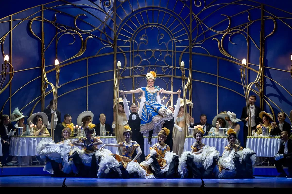 Весёлая вдова (Театр музыкальной комедии)