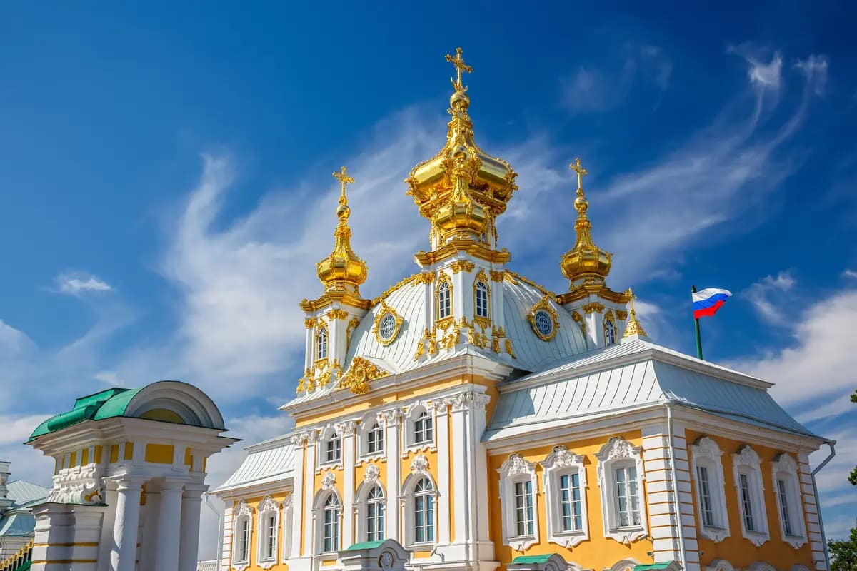 Петергоф на метеоре — Гроты, Екатерининский корпус и Нижний парк (Петергоф на метеоре — Гроты, Екатерининский корпус и Нижний парк)