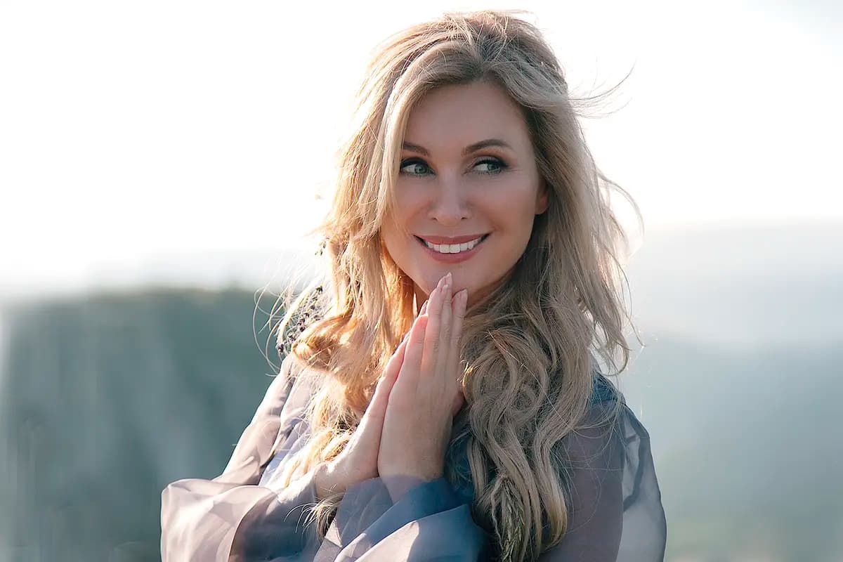 Вика Цыганова (Magnus Locus)