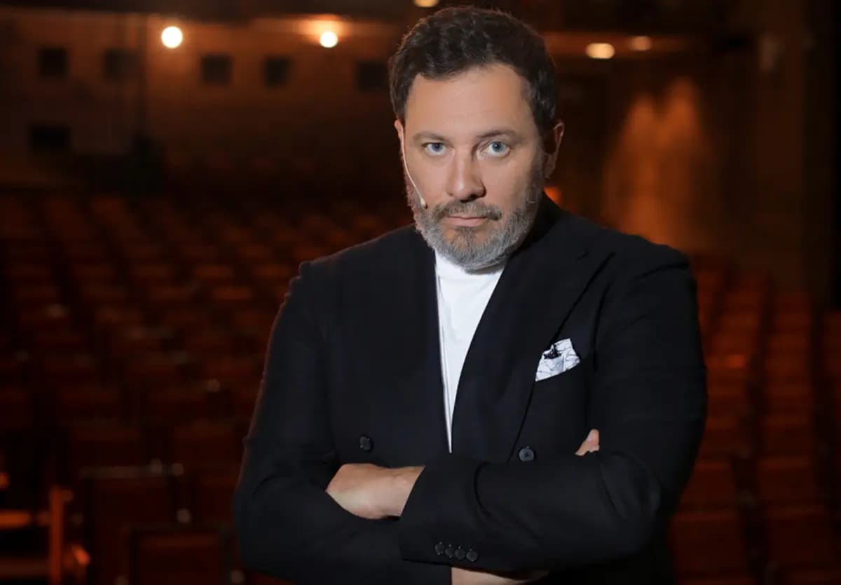 Сергей Минаев (ДК им. Ленсовета)