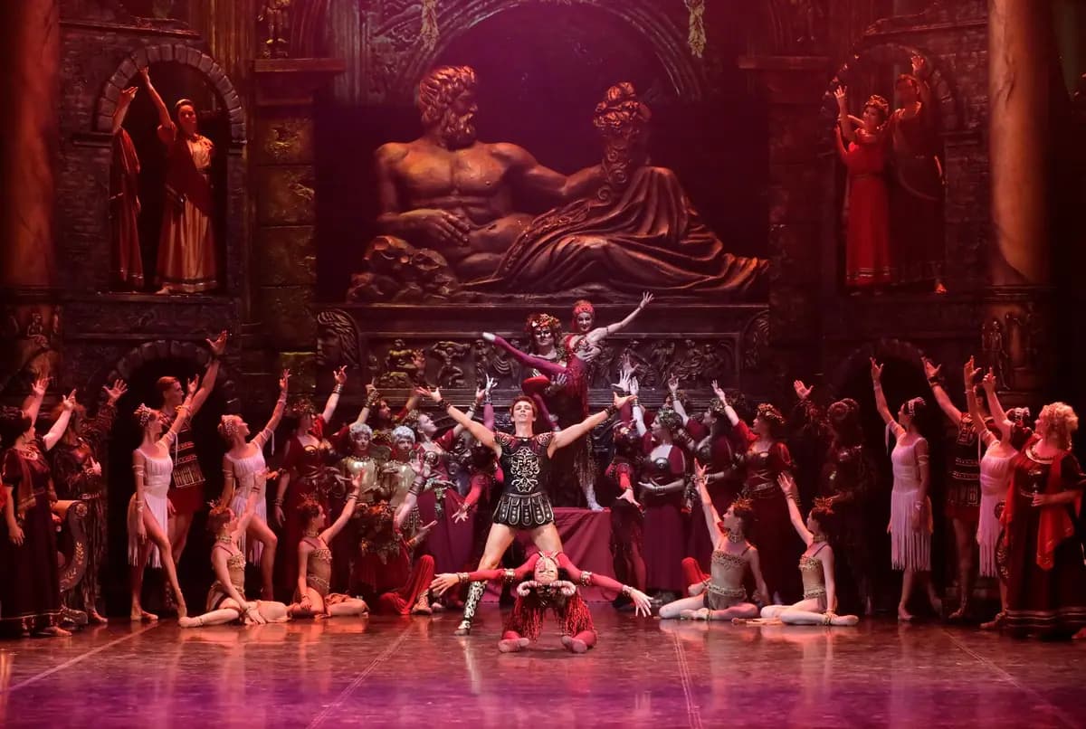 Спартак (Музыкальный театр)