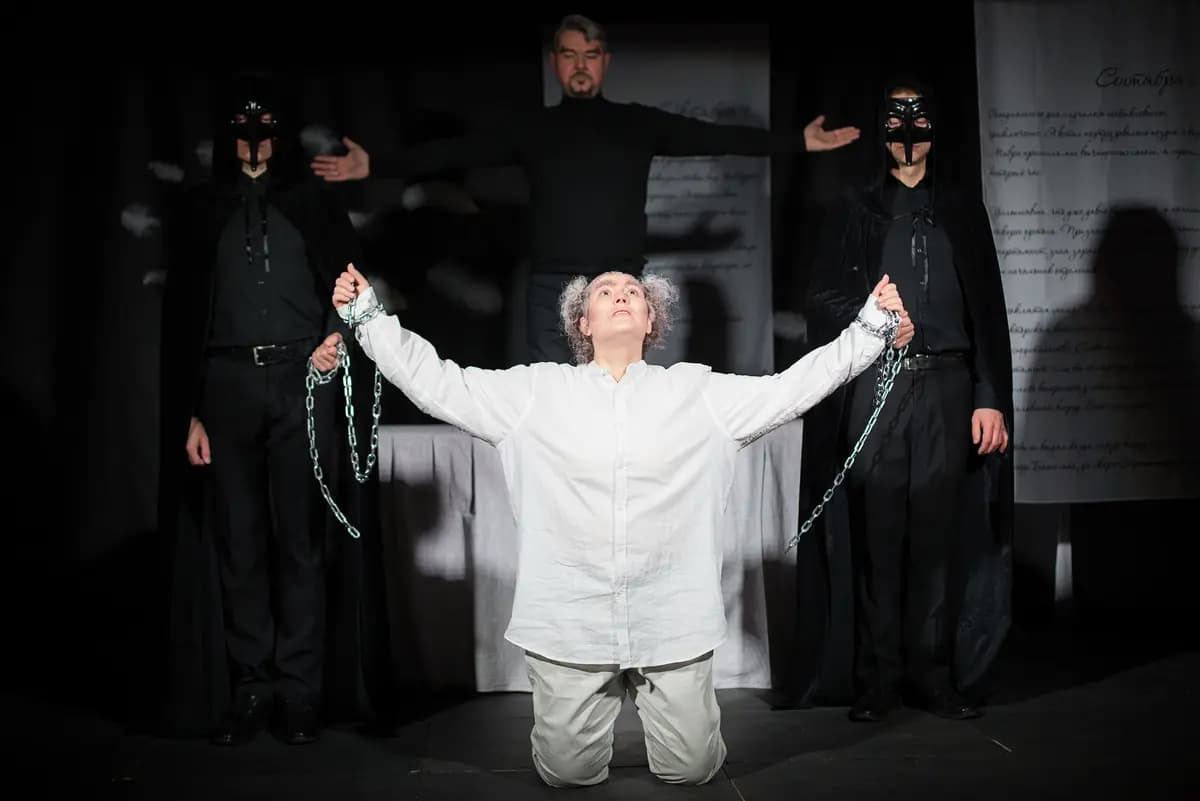 Все мы вышли из шинели (В городе Nⁿ)