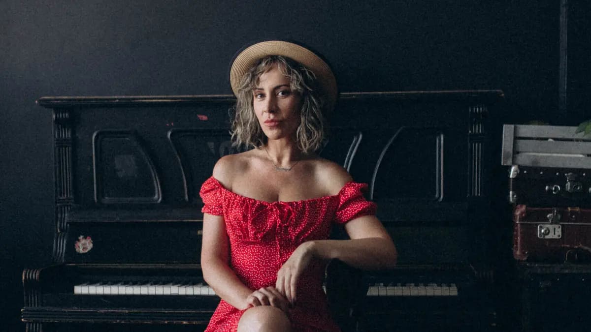 Люся Светлова и Джазонутые (Джаз-клуб Игоря Бутмана)