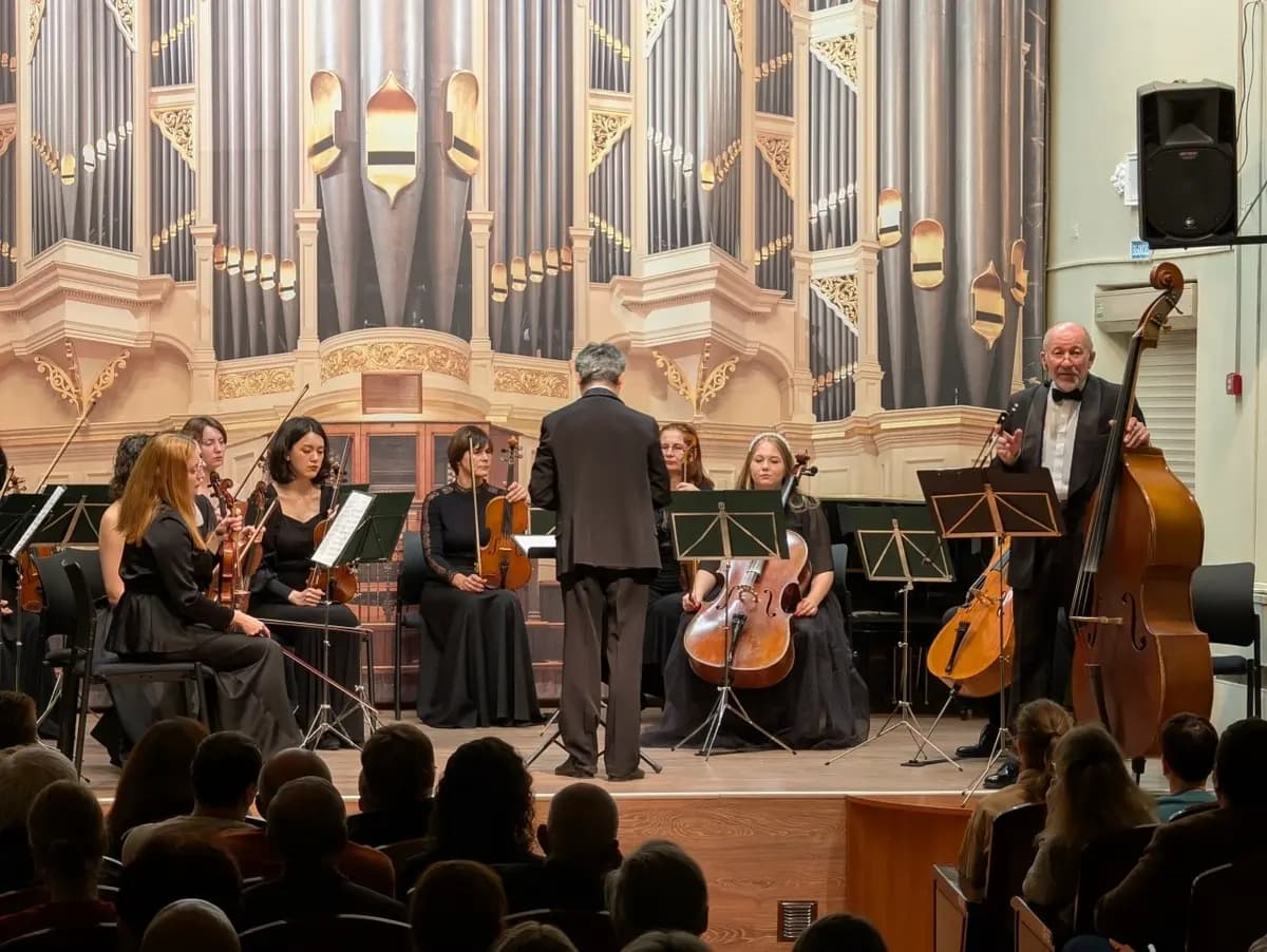 Сказки старого контрабаса (Дом музыки)