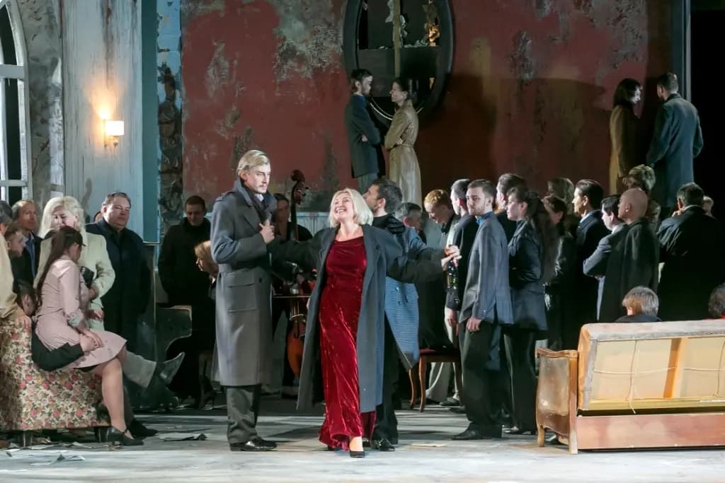 La Traviata (Театр оперы и балета)