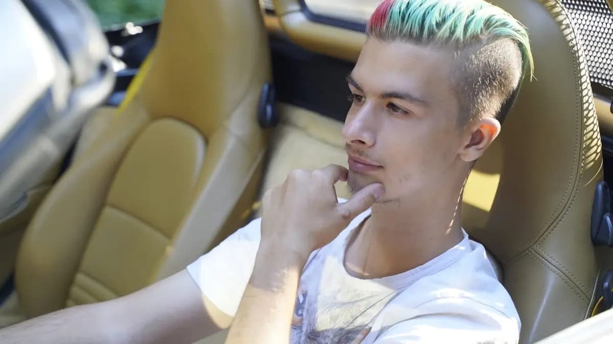 Ivan Zolo (Артист Hall)