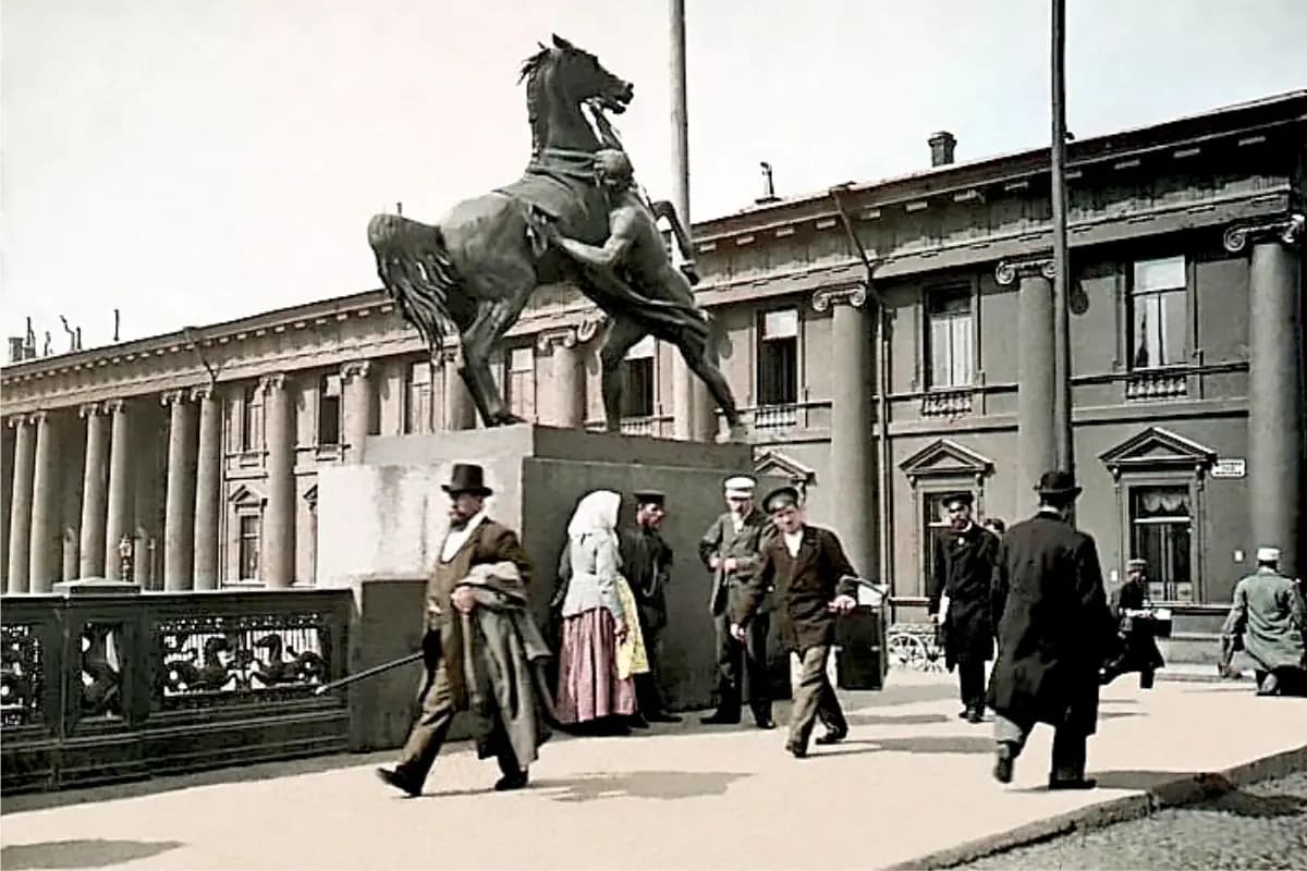 Салон с историей: Нувеллистъ № 11. Удивительные истории Невского проспекта (Музей-фотосалон Карла Буллы)