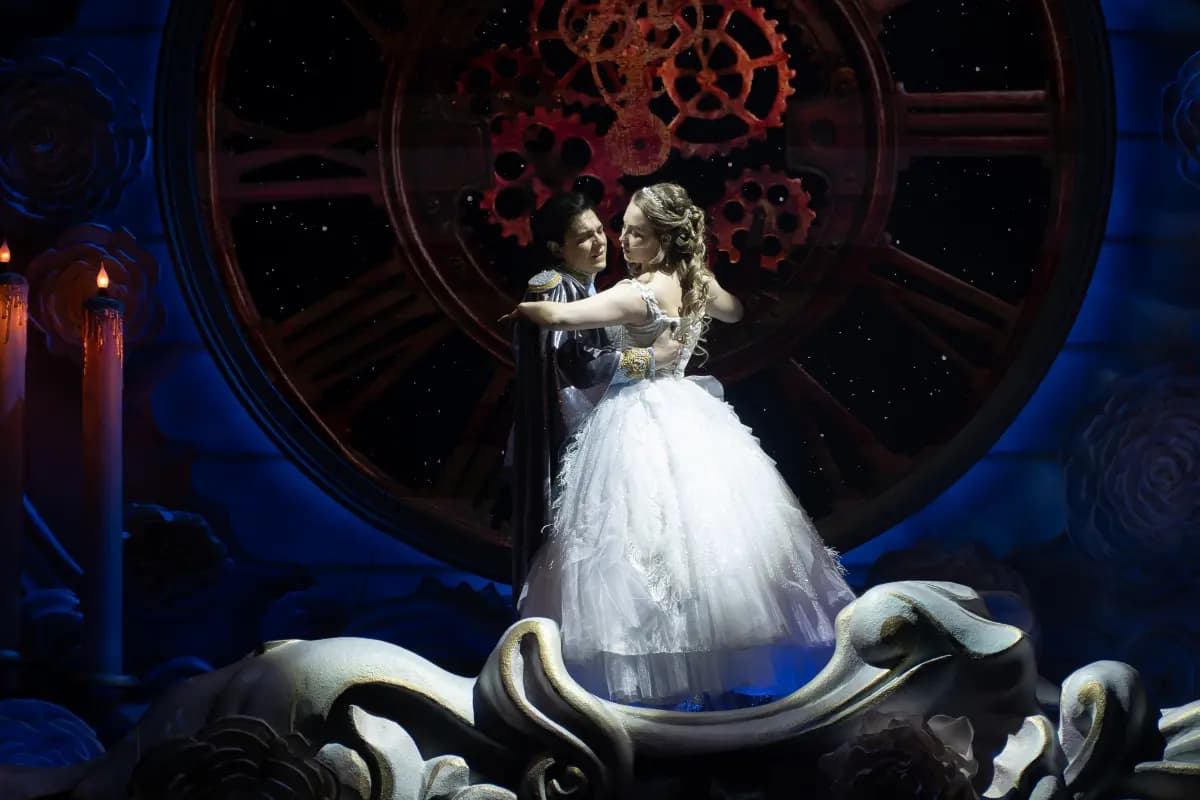 Золушка (Геликон-опера)