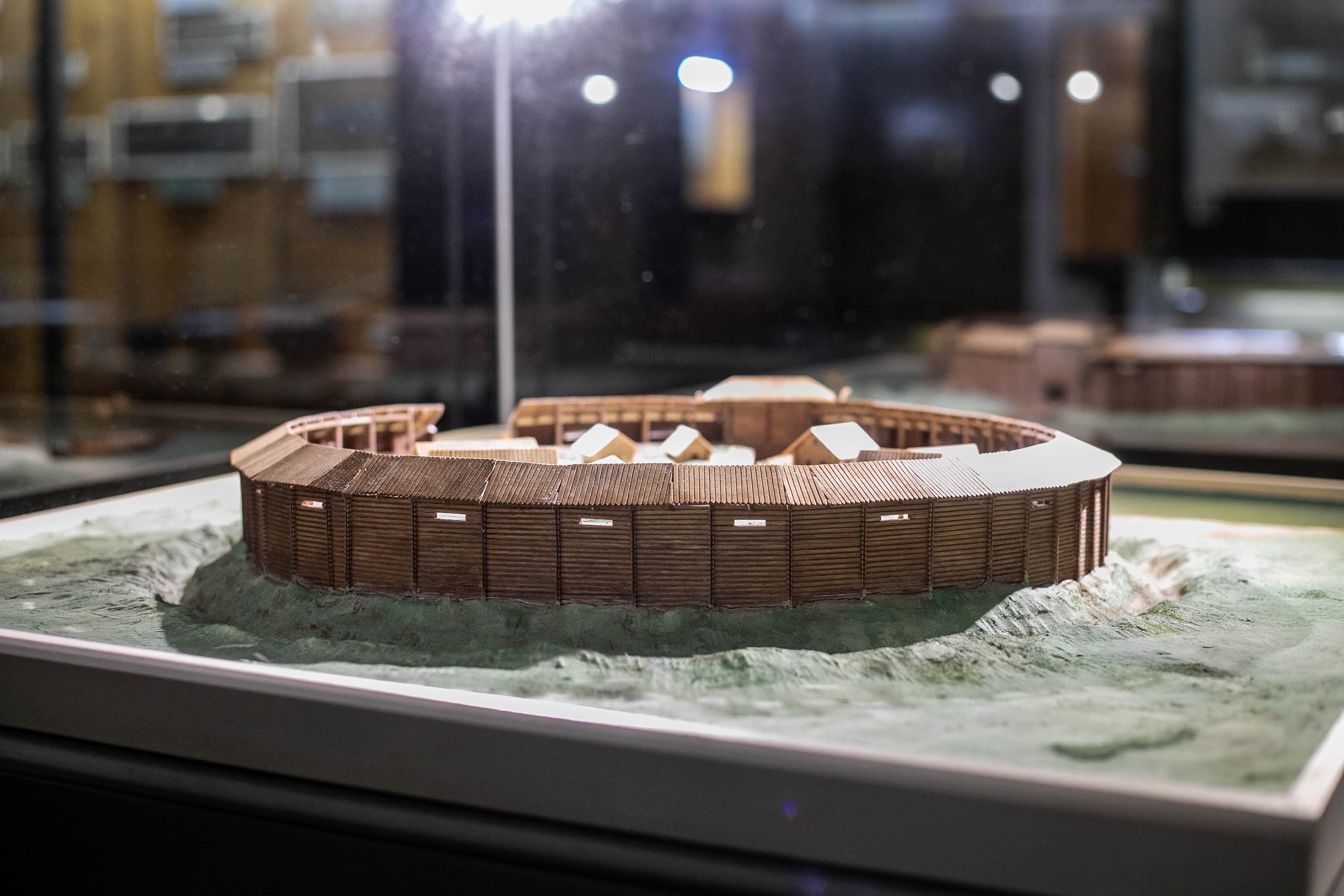 В лабиринтах прошлого (Главное здание Музея-заповедника)