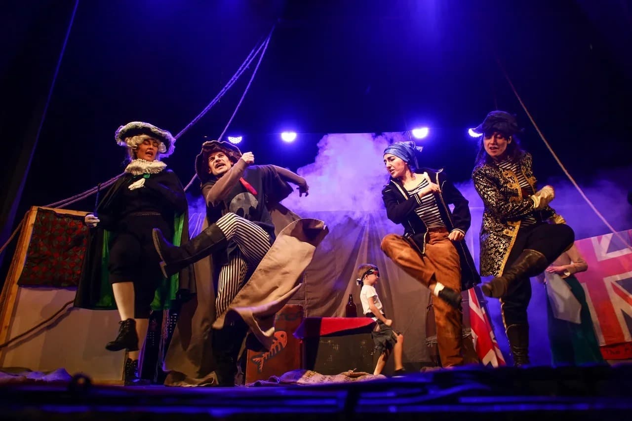 Остров Сокровищ (На Плющихе)