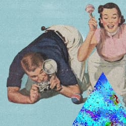 Синяя пирамидка