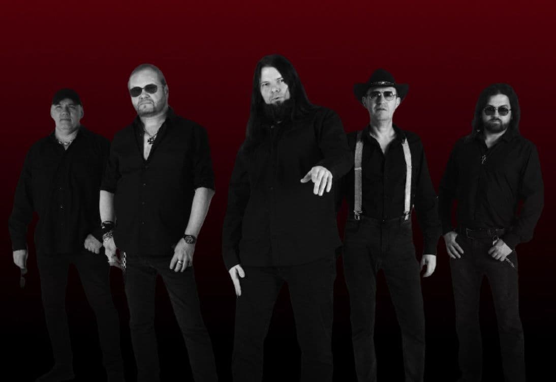 Classic rock legends show. 24 Carat Golden Rock Hits» c «Silver Machine»