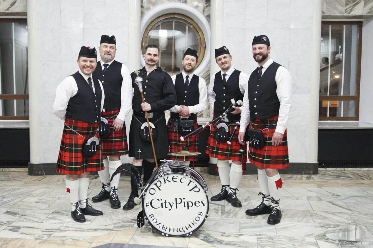 City Pipes. Рок хиты на волынках 2