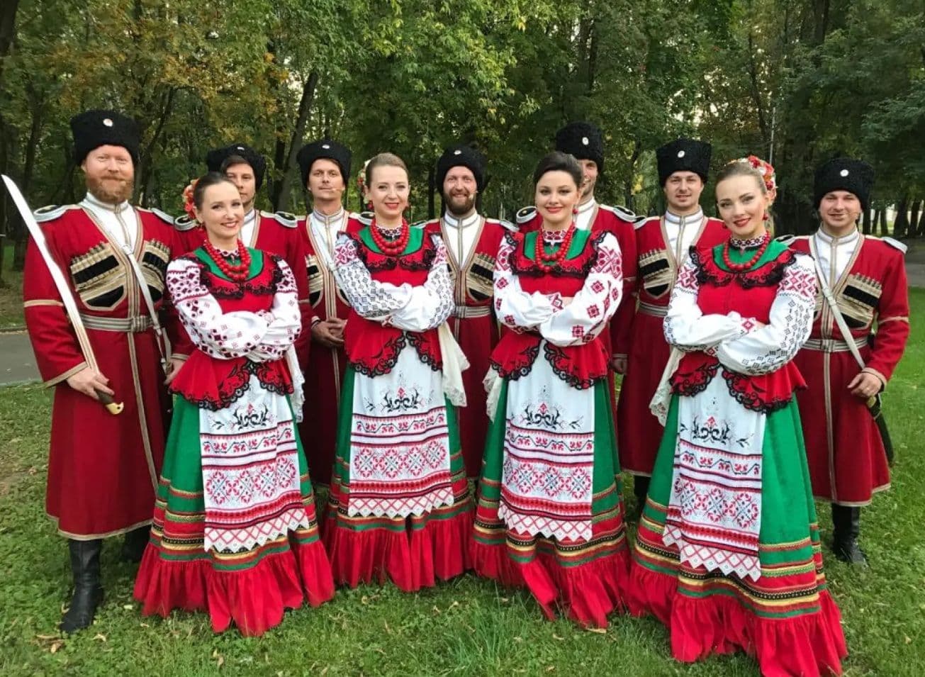 Новогодний разгуляй с Московским Казачьим Хором