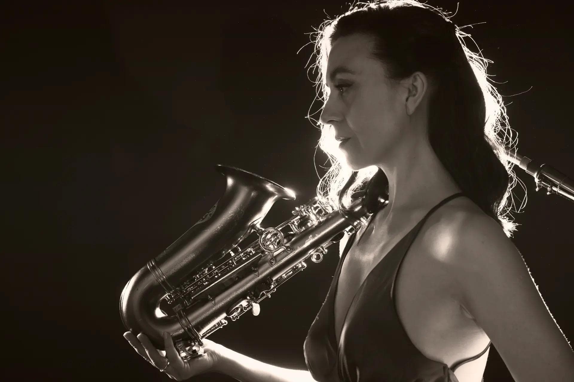 Кофе, джаз и карандаш