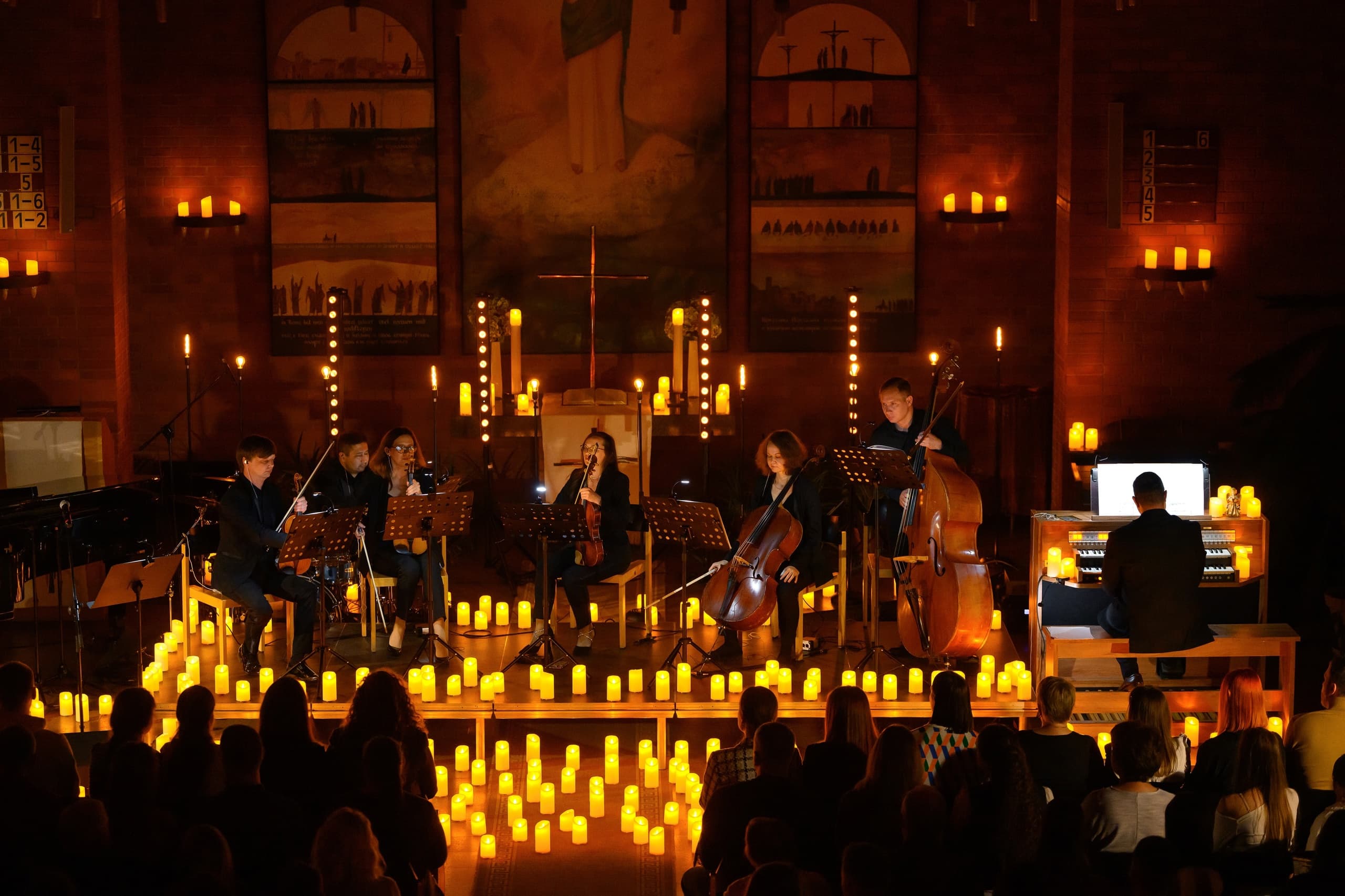 «Мировые саундтреки» в соборе при свечах