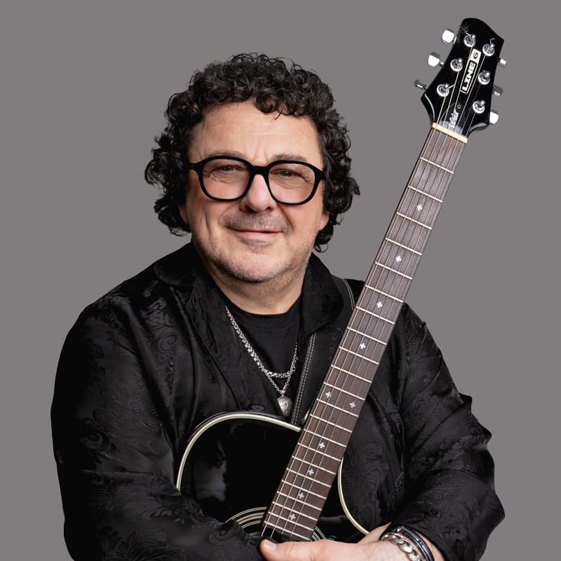 Игорь Саруханов