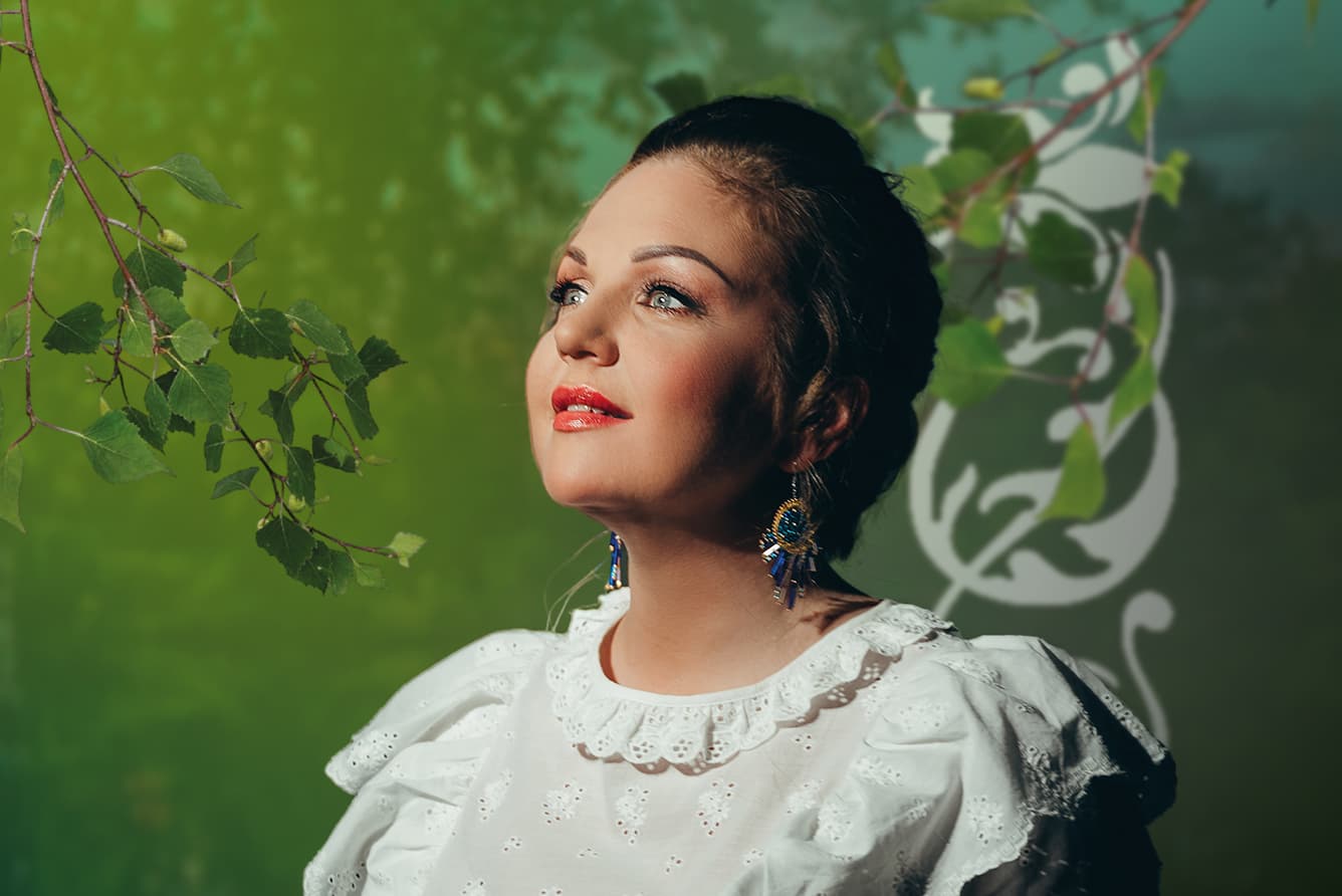 Марина Девятова