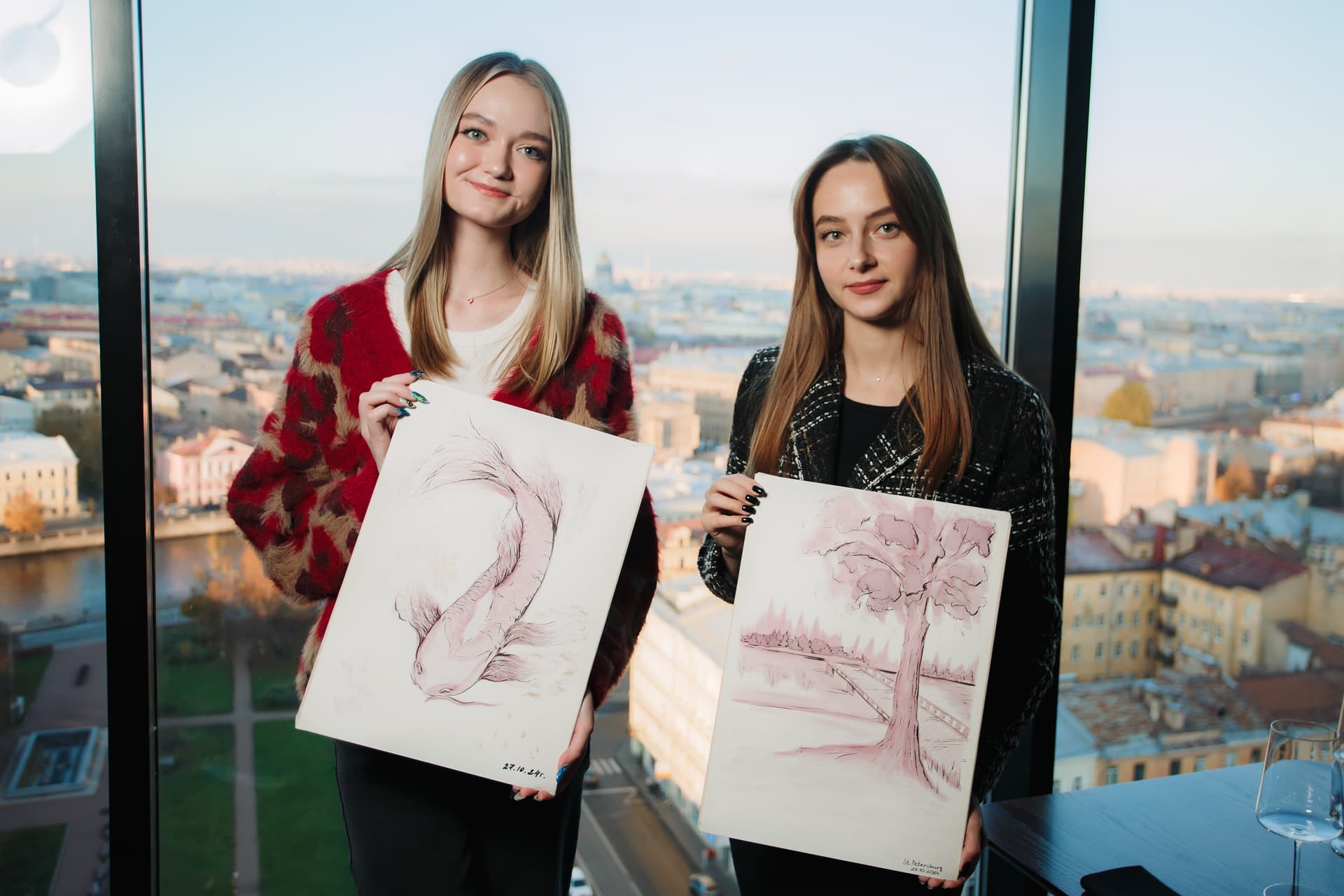 Арт-вечеринка Artvibes. Рисуем вином с видом на Исакий