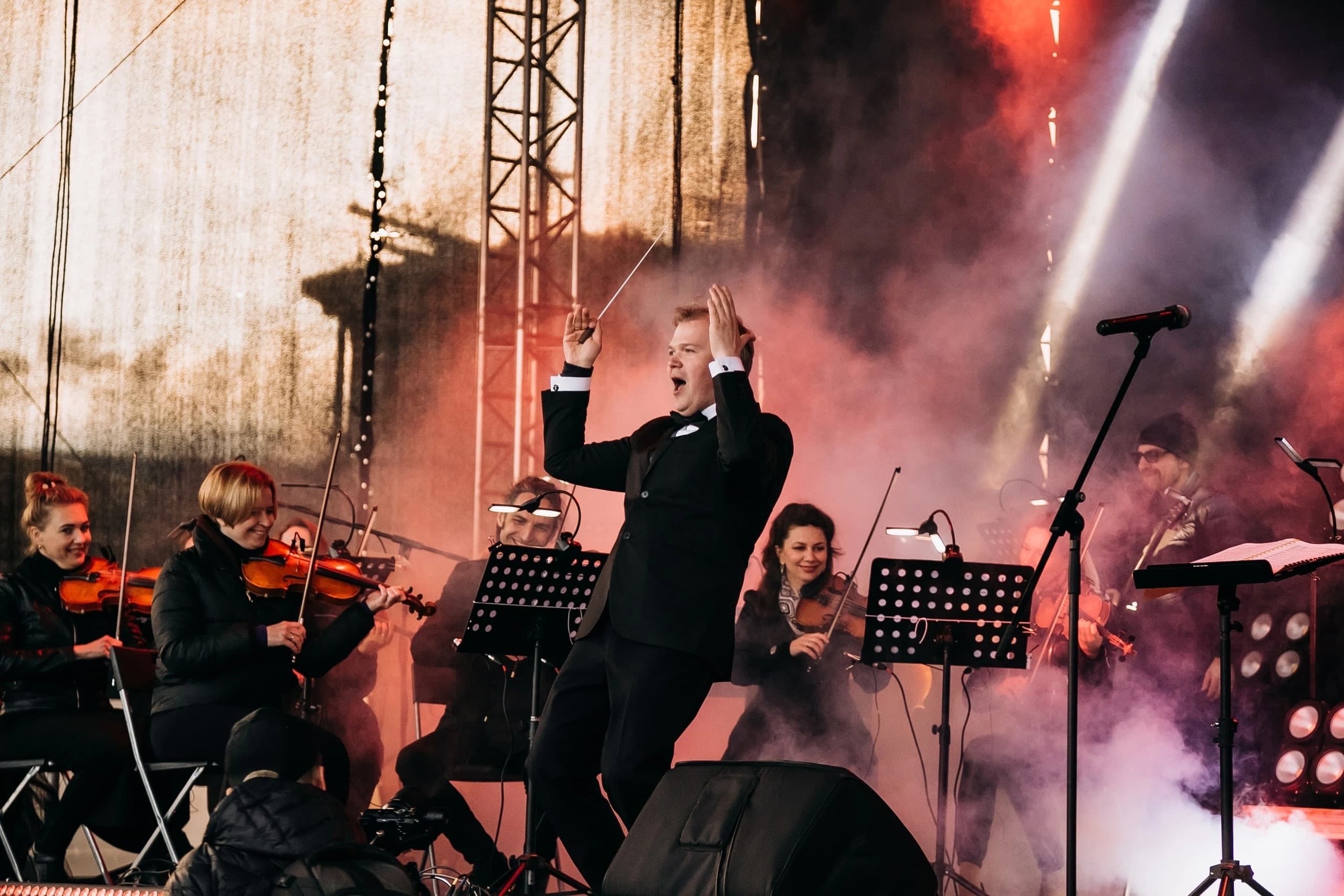 Рок-хиты с симфоническим оркестром. Olympic Orchestra