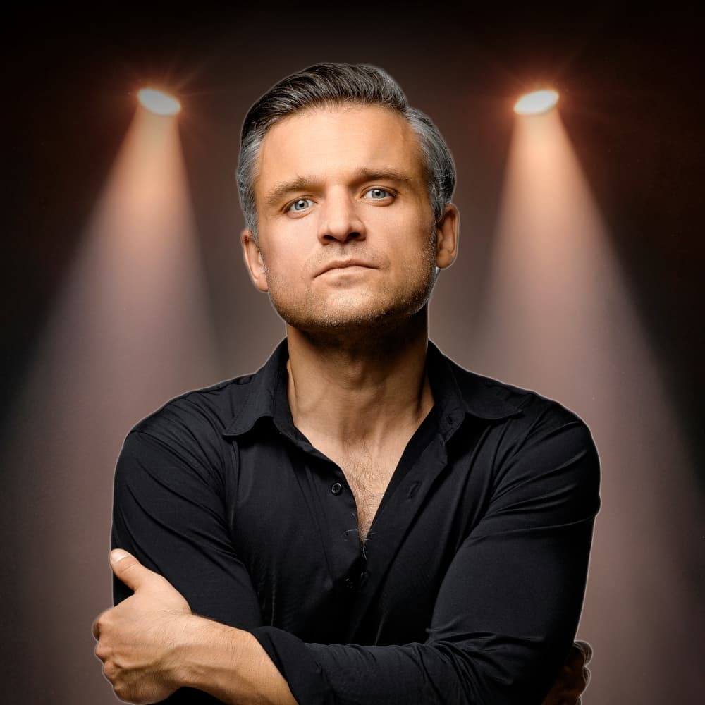 Спектакль-концерт «Кто я?» Ивана Замотаева