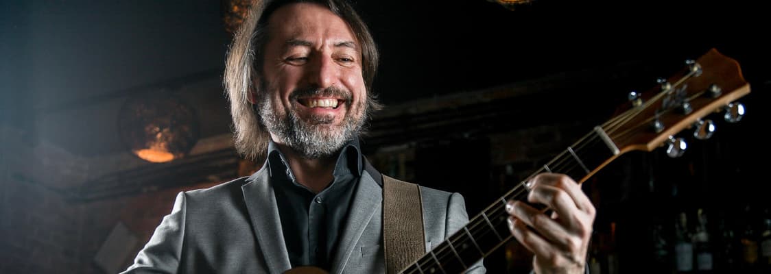 Ильдар Казаханов & Acoustic Pink Trio