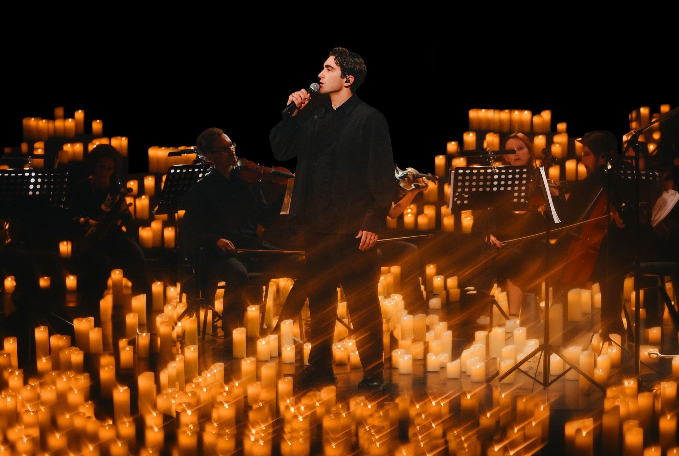 Великие хиты и 3000 свечей. Lumisfera