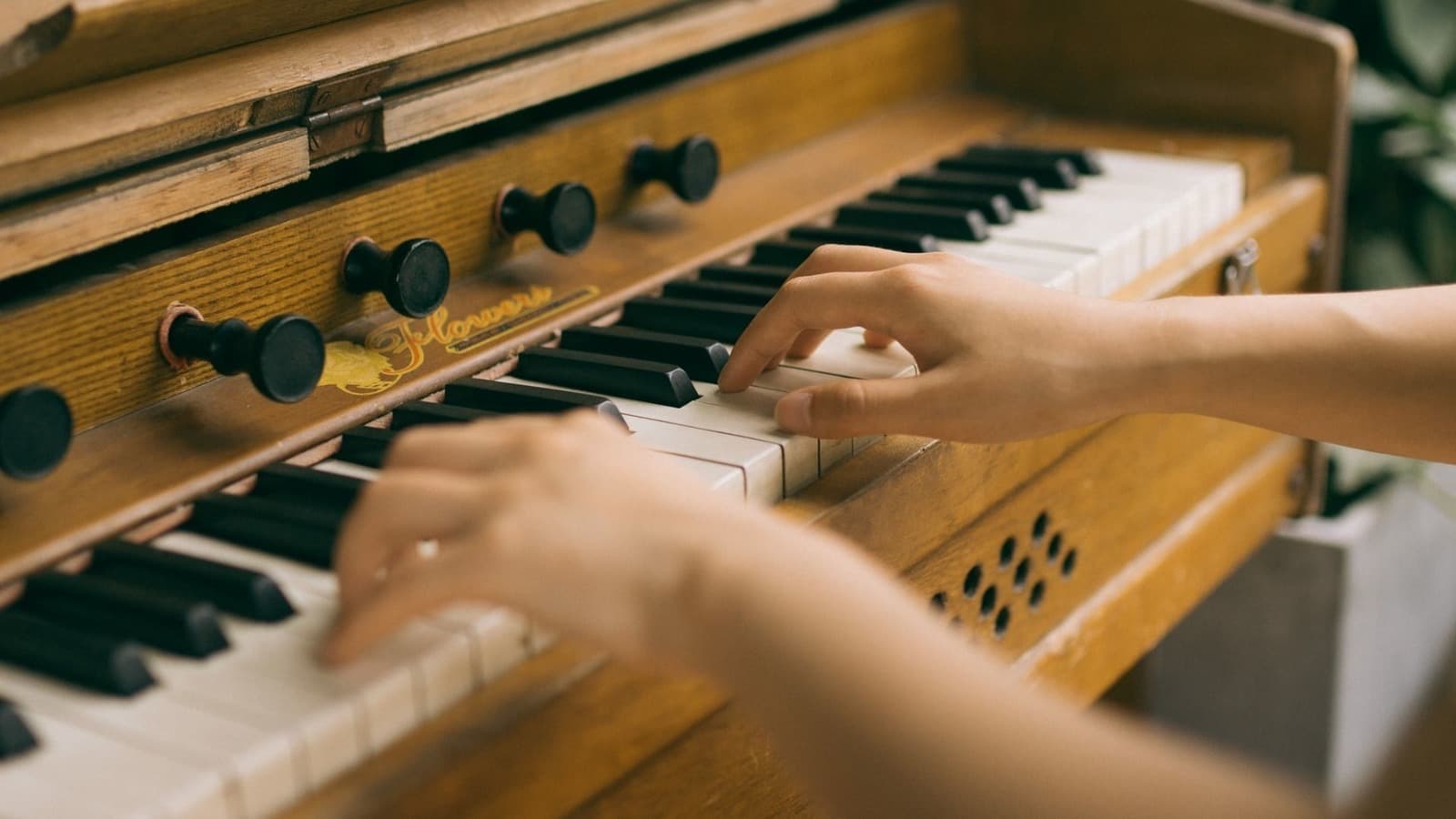 Орган при свечах: от Баха до Таривердиева