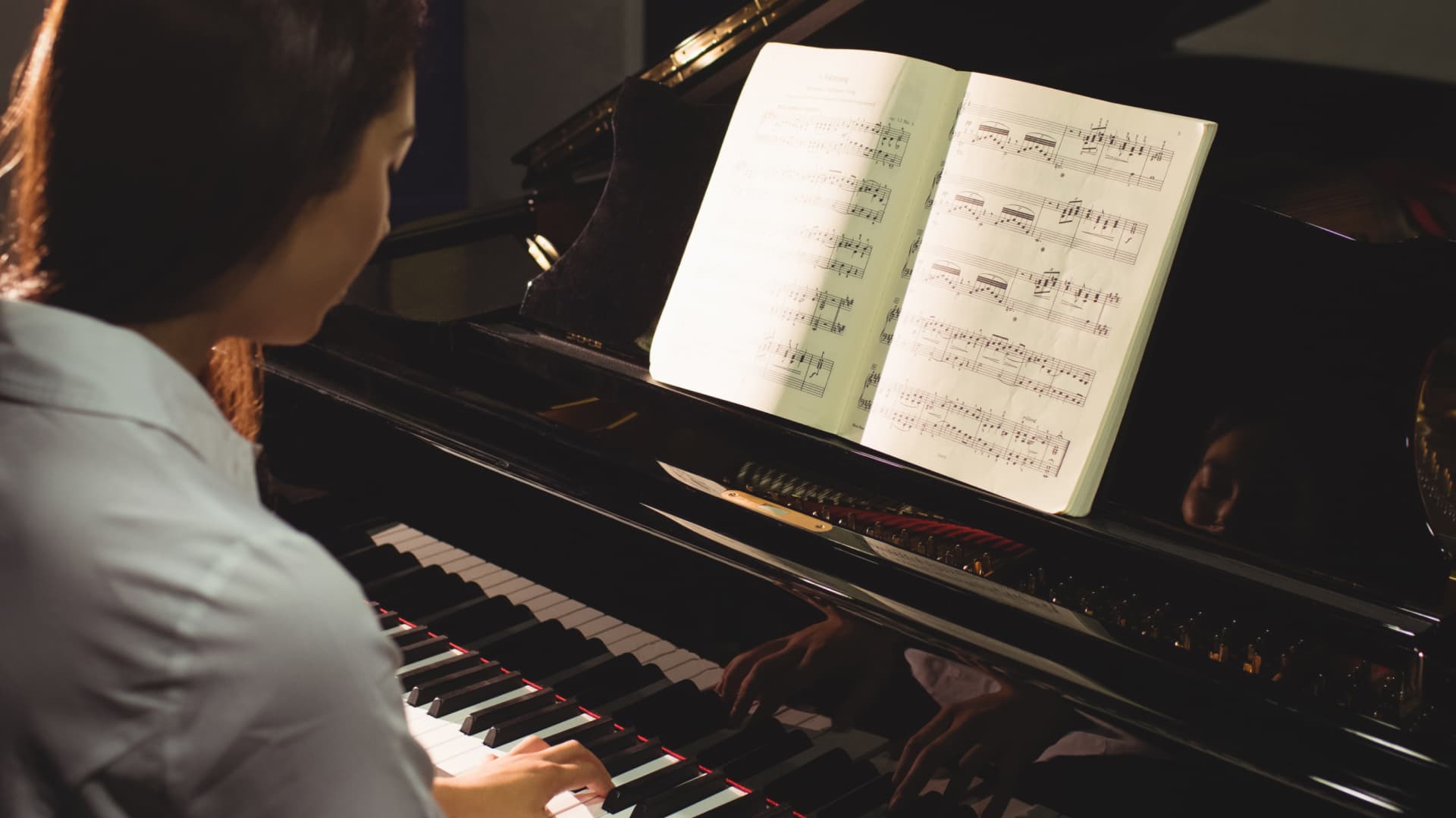 Цикл «Музыкальные четверги с Московской консерваторией». Рахманинов. Этюды-картины